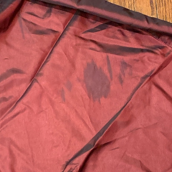 Wine Iridescent Valance - Pair - Picture 6 of 6